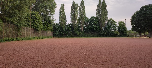 Sportanlage Hebbelstraße B-Platz - Hannover-Sahlkamp