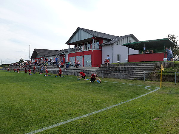 Auto-Bach-Sportanlage auf dem Reckenforst - Limburg/Lahn-Dietkirchen