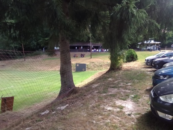 Sportplatz an der Quelle - Uslar-Schlarpe