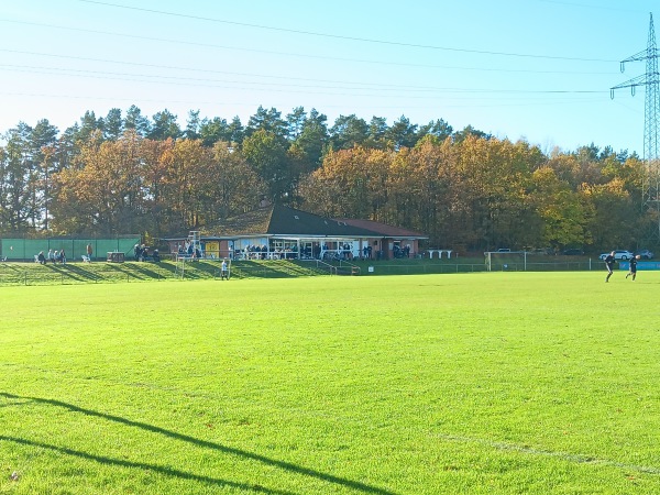 Sportplatz Niendorfer Weg - Wendisch Evern
