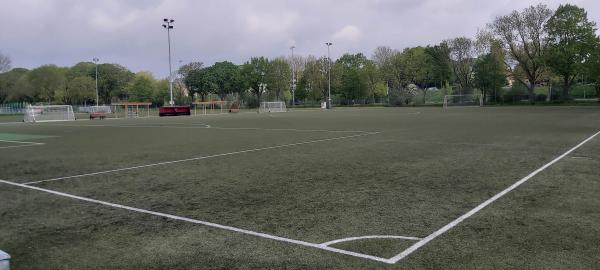 Bezirkssportanlage Rollsport-Stadion Platz 22 - Bremen-Östliche Vorstadt