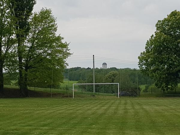 Sportplatz am Lindenberg - Taura