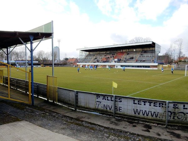 Gemeentelijk Parkstadion - Boom