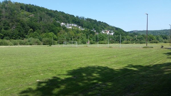 Sportanlage an der Weser - Beverungen-Herstelle