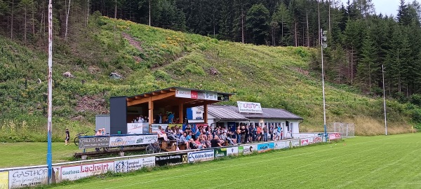 Habering-Sportplatz - Oberzeiring