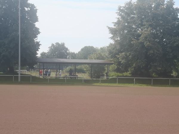 Sportplatz Martinus-Schule - Meerbusch-Strümp