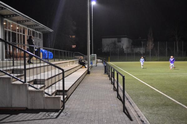 Sportplatz Heyestraße - Düsseldorf-Gerresheim