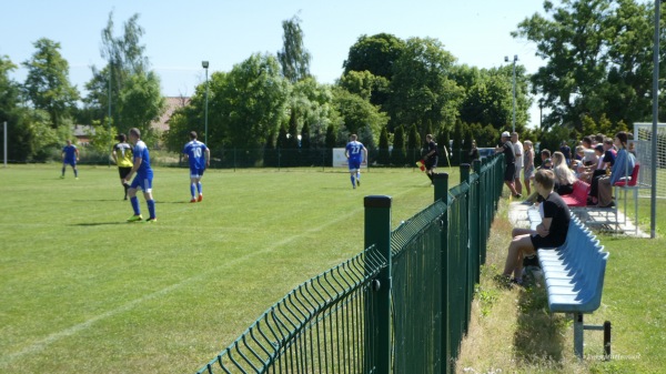 Boisko Sportowe w Wojnowicach - Wojnowice