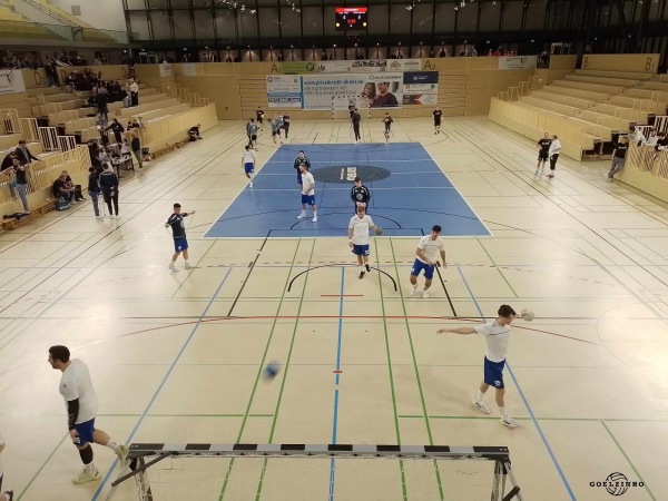 Halle am Platz der Deutschen Einheit - Wiesbaden