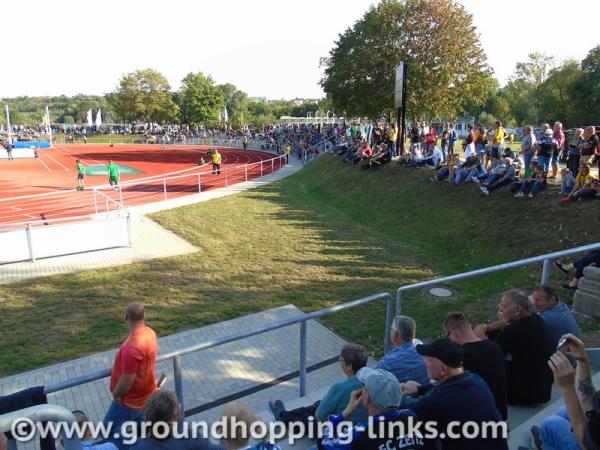 Ernst-Thälmann-Stadion - Zeitz