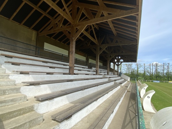 Stade des Écuyers - Luneray Stade des Écuyers - Luneray