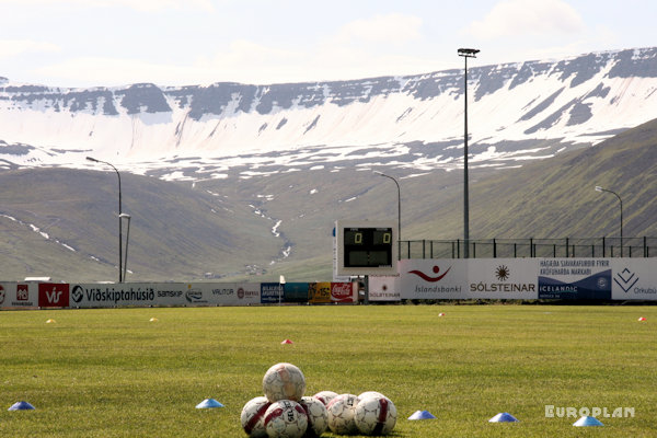 Kerecisvöllurinn - Ísafjörður