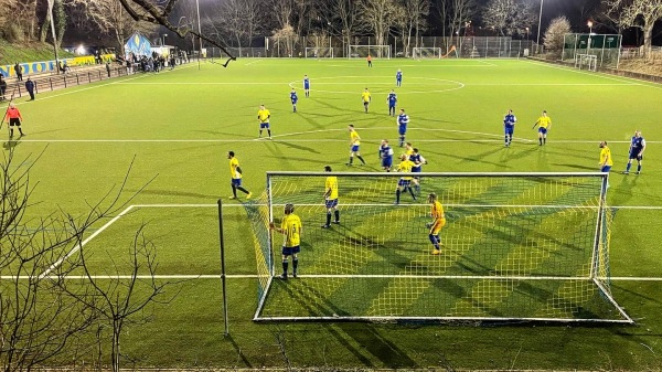 Sportplatz Rheindorfer Kessel - Bonn-Rheindorf