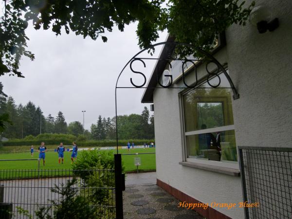 Sportplatz Am Heuerberg - Solms-Oberbiel