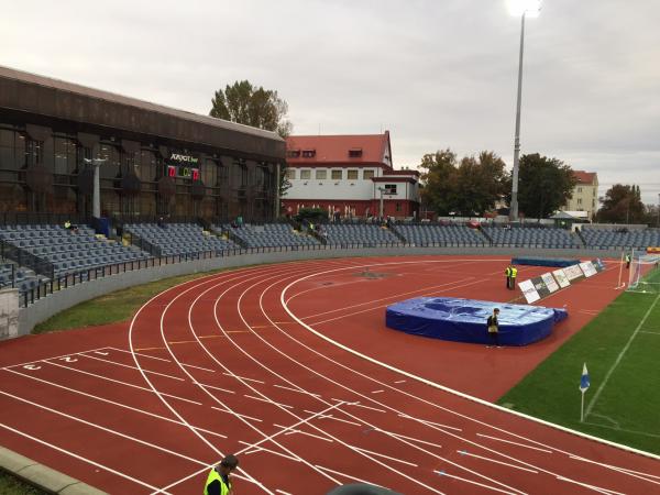Městský stadion v Horním parku - Znojmo