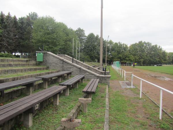 Sportplatz am Wiesengrund - Haselbachtal-Bischheim-Häslich