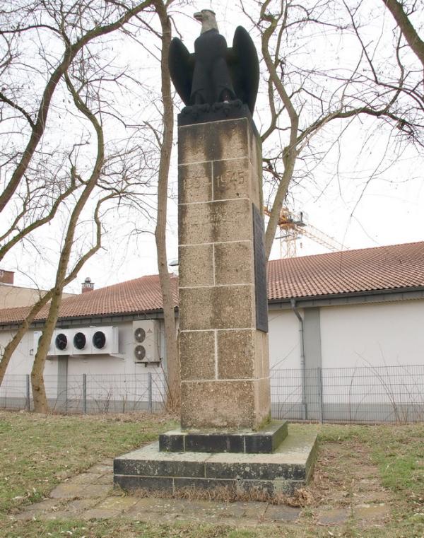 Bezirkssportanlage Stadion Feuerbachstraße - Düsseldorf-Bilk