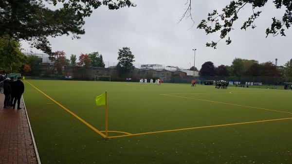 Gustav-Böß-Sportanlage Platz 2 - Berlin-Wedding