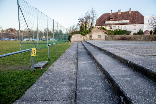 Kontiki Arena Nebenplatz 1 - Nürnberg-Röthenbach