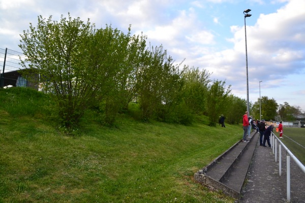 Sportplatz Weyerbusch - Weyerbusch