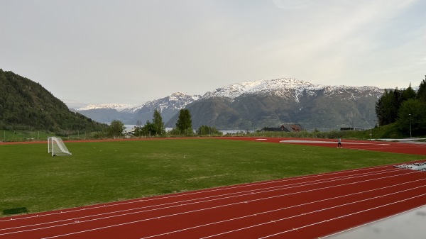 Syril Stadion - Leikanger