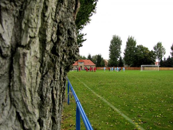 Sportplatz Großgräfendorf - Bad Lauchstädt-Großgräfendorf 