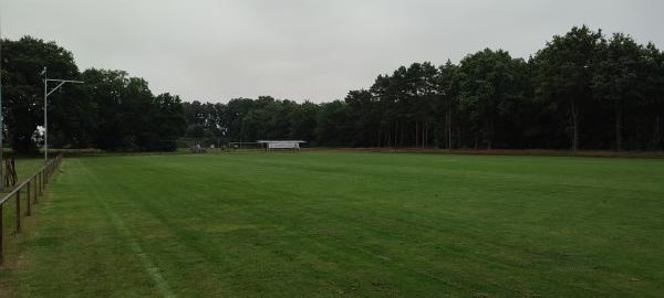 Sportanlage im Suttorf B-Platz - Neustadt/Rübenberge-Suttorf