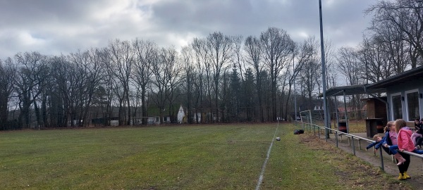 Sportplatz an der alten Schule - Beverstedt-Langenfelde