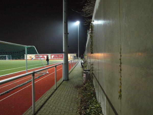 Sportplatz an der Hauptschule - Holzwickede