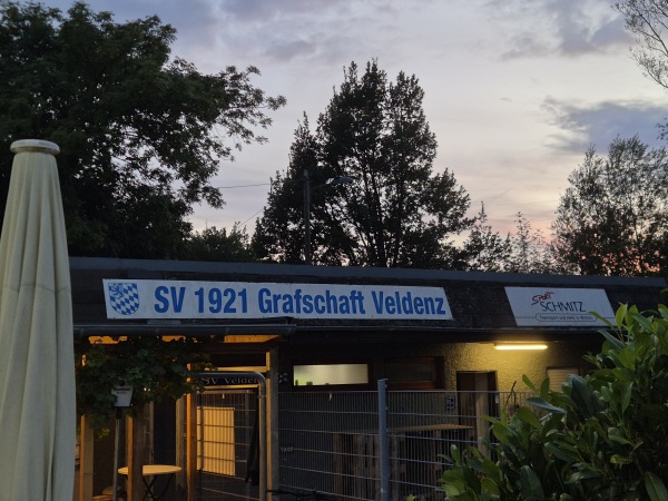 Sportplatz am Bach - Veldenz