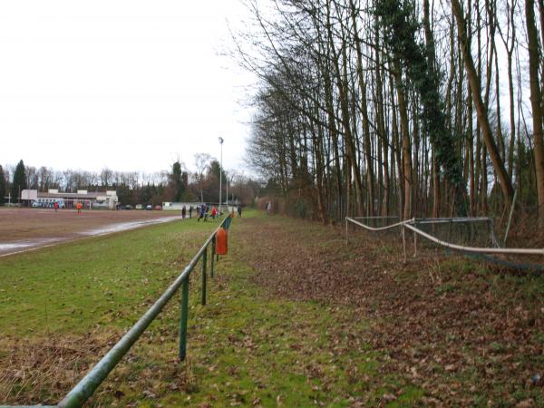Bezirkssportanlage Ahrstraße I / Vogelwiese Platz 2 - Duisburg-Laar