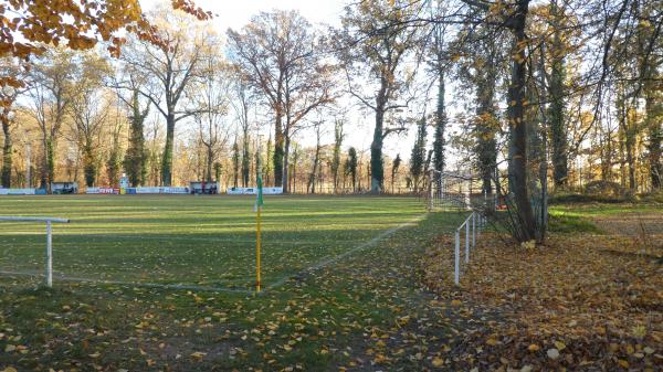 Sportplatz am Schloß - Lübbenau/Spreewald-Groß Beuchow