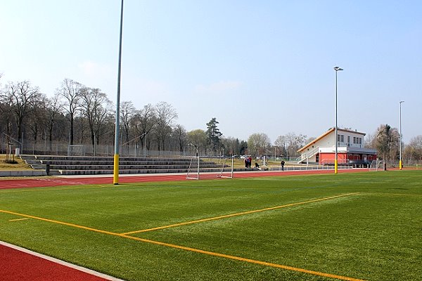 Sportpark Dallgow an der B5 - Dallgow-Döberitz