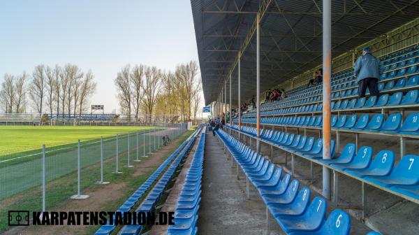 Stadionul Tineretului Urziceni - Urziceni