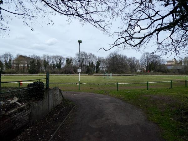 Sportplatz Eisenbahnstraße - Duisburg-Ruhrort