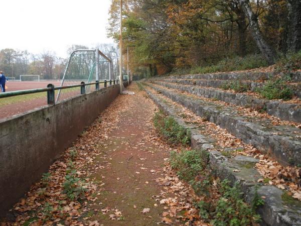 Kampfbahn Klingerhuf Nebenplatz - Neukirchen-Vluyn