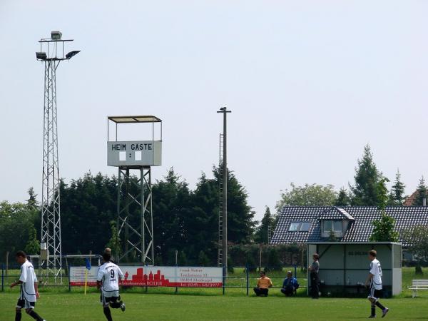 Sportplatz Umspannwerk - Kabelsketal-Kleinkugel