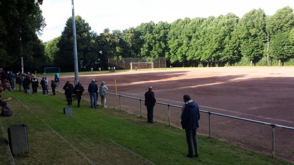 Sportplatz Rotenhäuser Damm (alt) - Hamburg-Wilhelmsburg