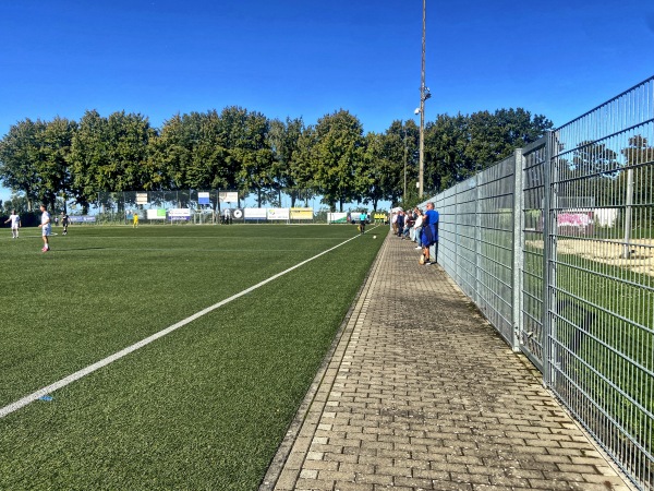 Sportzentrum Bad Sassendorf Platz 2 - Bad Sassendorf