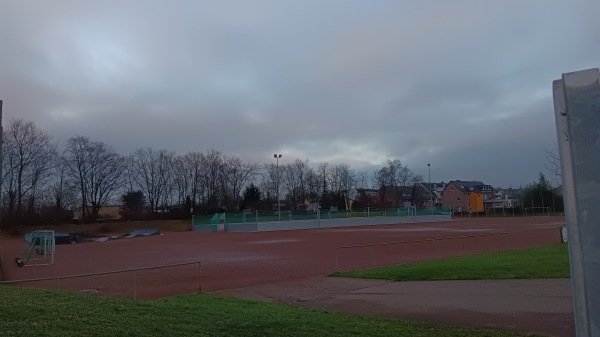 Sportplatz Johanniterstraße - Köln-Lövenich