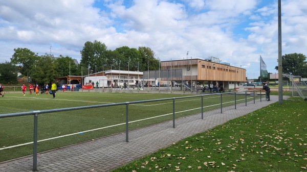 Gerd-Herbert-Arena an der Staustufe - Hattersheim/Main-Eddersheim