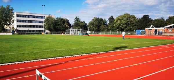 Bezirkssportanlage Planetenring - Garbsen