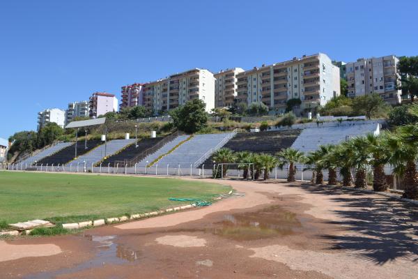 Özer Türk Stadyumu - Kuşadası