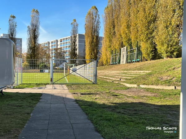 Sportplatz Kienhorststraße - Berlin-Reinickendorf