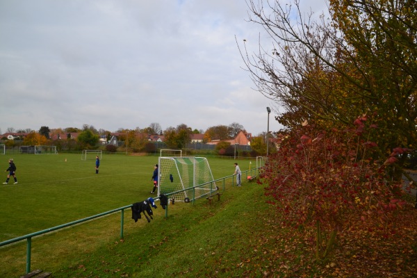 Platzanlage Bahnhofstraße Platz 2 - Völpke