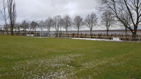 Sportplatz am Hang - Weimar-Niedergrunstedt