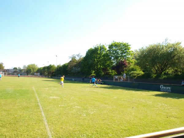 Hennes-Jeschke-Sportanlage - Duisburg-Marxloh