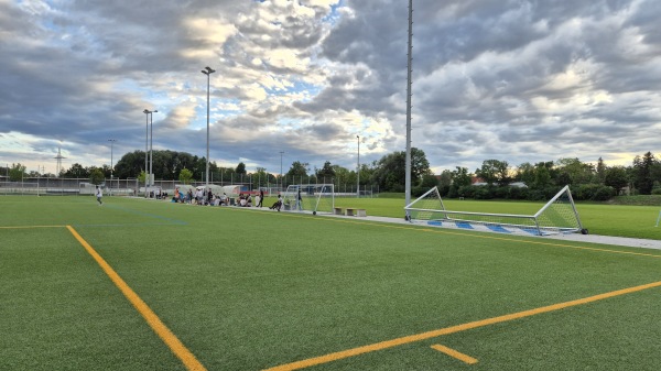 Sportpark am Karlsfeld Platz 3 - Karlsfeld