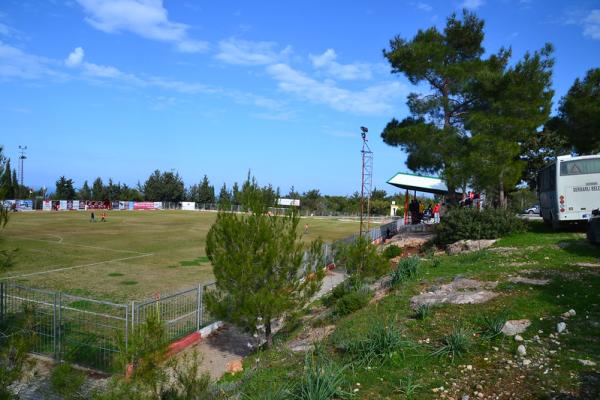 Esentepe Erdal Barut Stadyumu - Esentepe