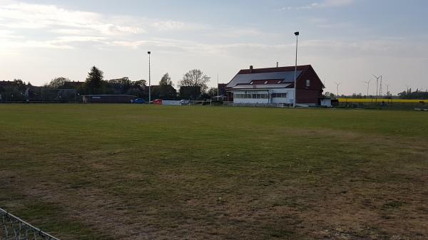 Sportplatz Equord - Hohenhameln-Equord